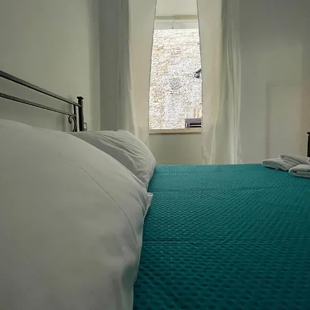 Zi Albina Apartman *